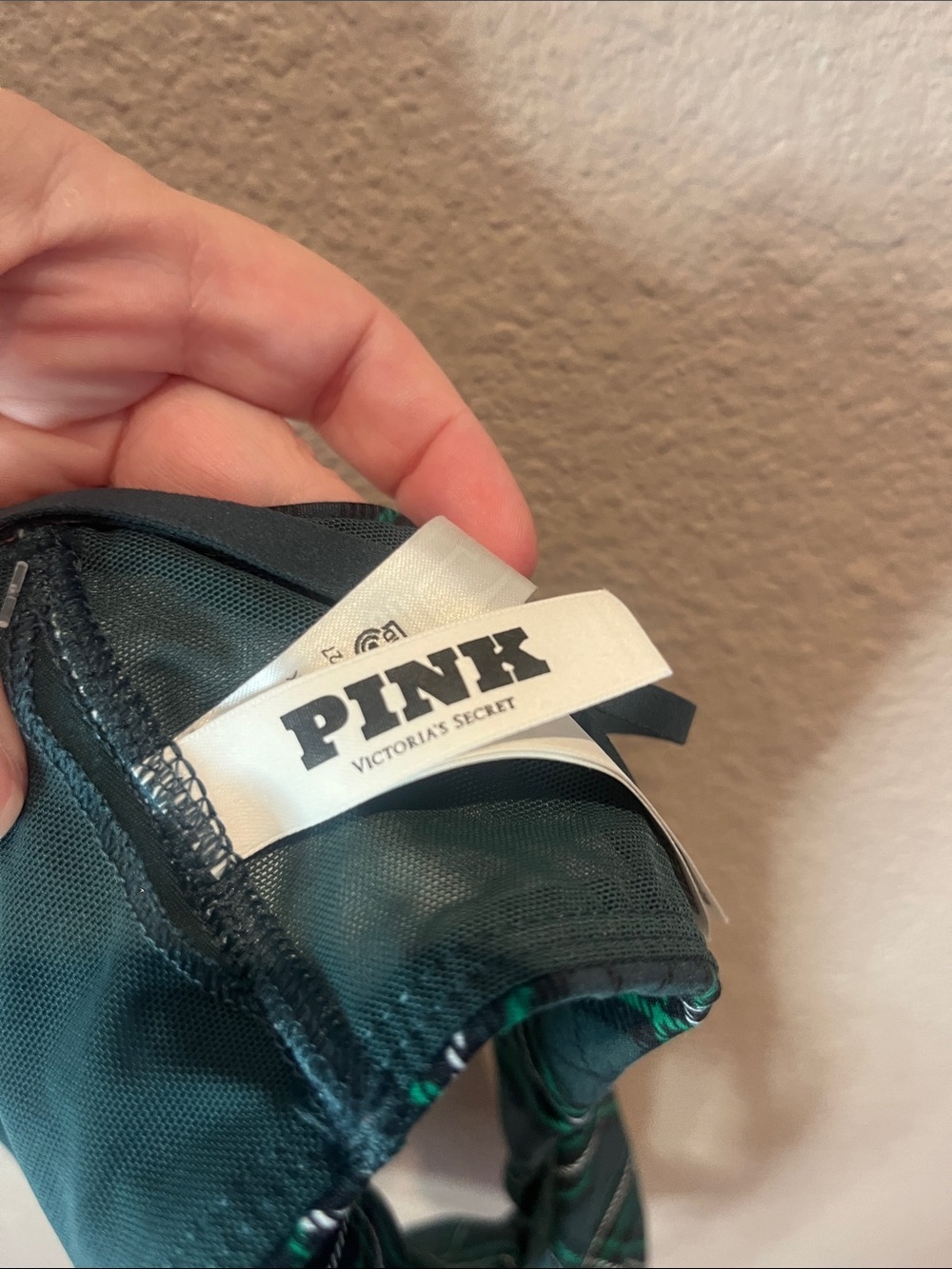 Victoria’s Secret PINK Women’s Strappy Tartan Plaid Green Sports Bra Medium - Picture 9 of 12